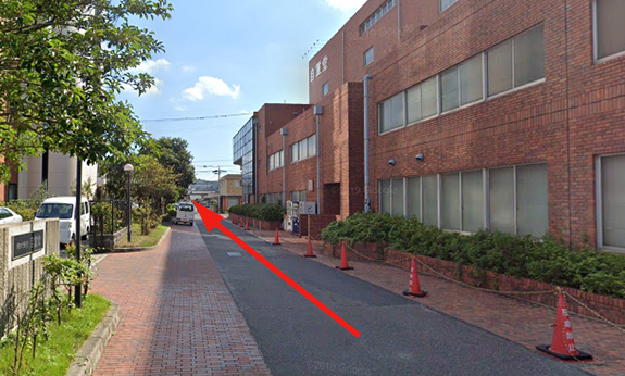 アクセス